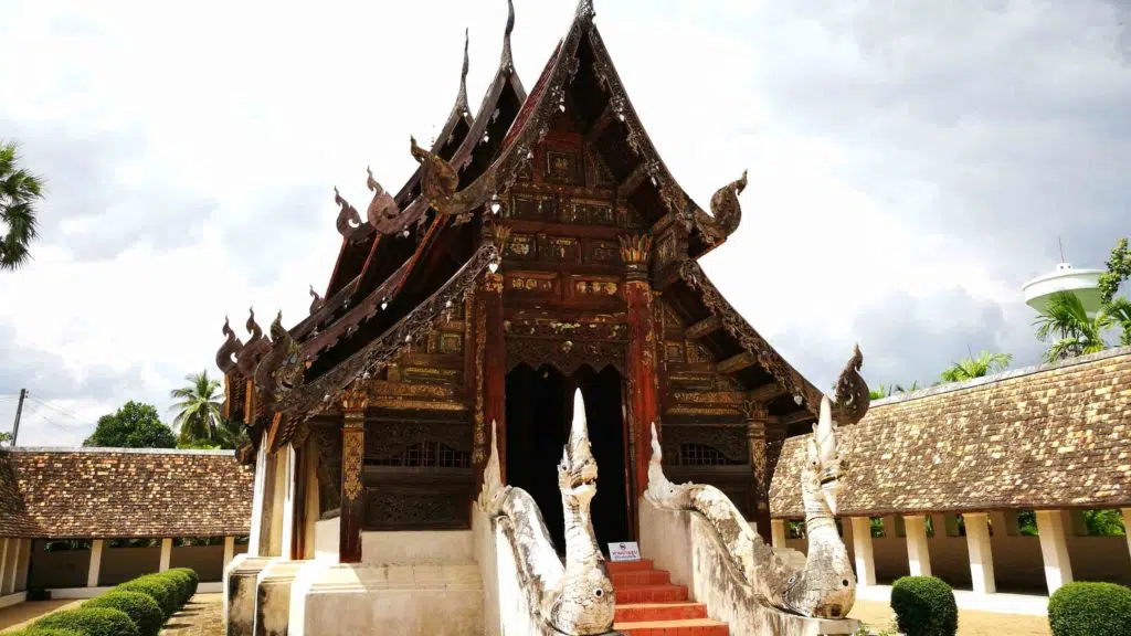 Wat Intharawat (Wat Ton Kwen) Chiang Mai