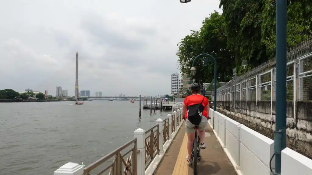 Cycling the Hidden History of Bangkok