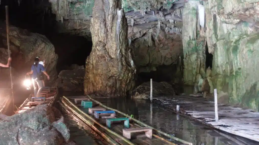 The Mae Hong Son Loop_ Caves, Canyons & Community