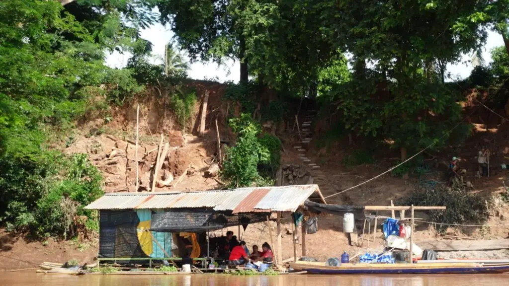Boat ride at Mekong River-Kaeng Khut Khu (Loei)