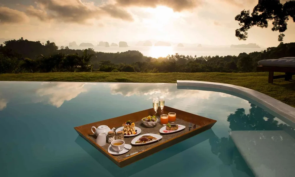 9 Hornbills Tented Camp-Floating Breakfast