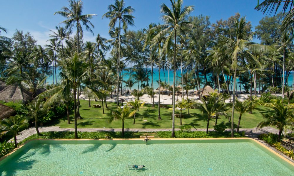 High Season Pool Villa & Spa