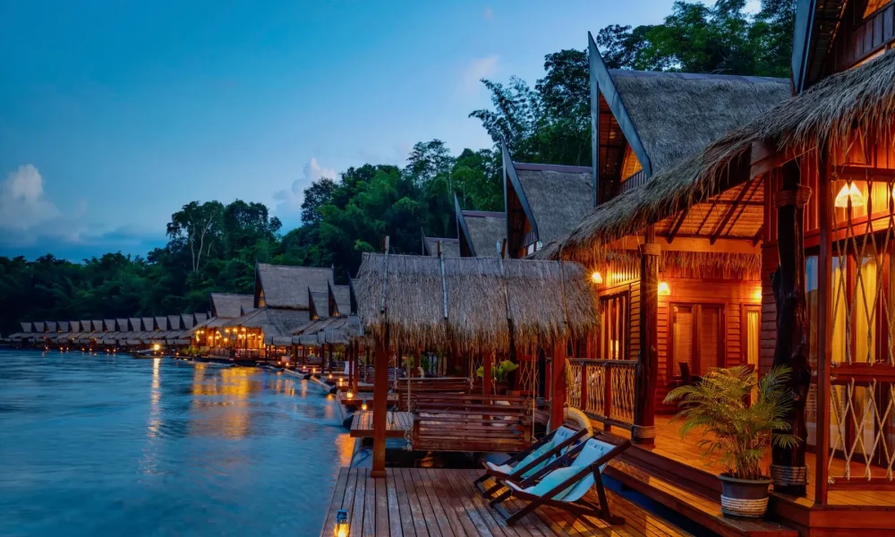 THE FLOATHOUSE RIVER KWAI